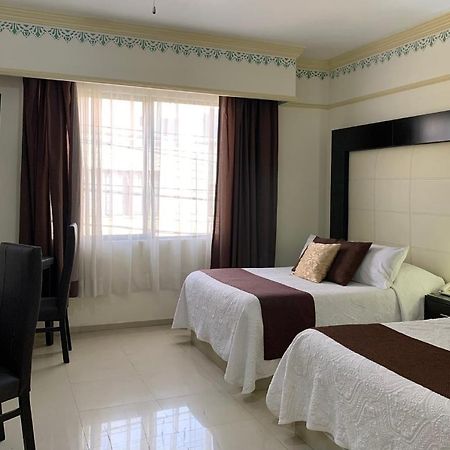 Hotel Inn Galerias Aguascalientes Buitenkant foto
