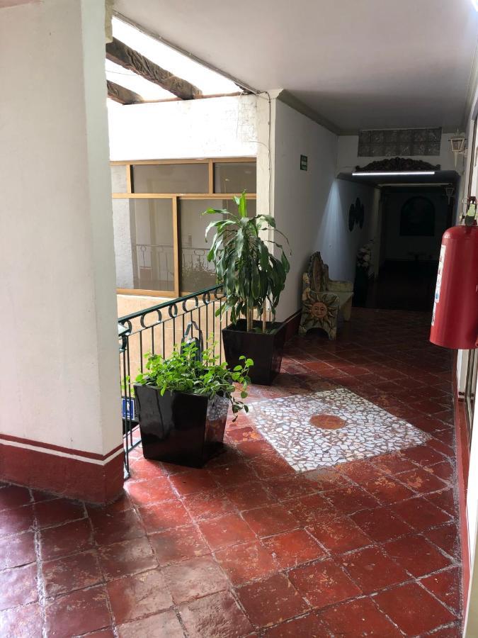 Hotel Inn Galerias Aguascalientes Buitenkant foto
