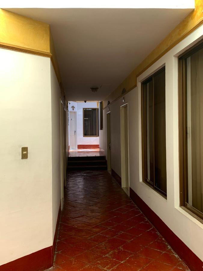 Hotel Inn Galerias Aguascalientes Buitenkant foto
