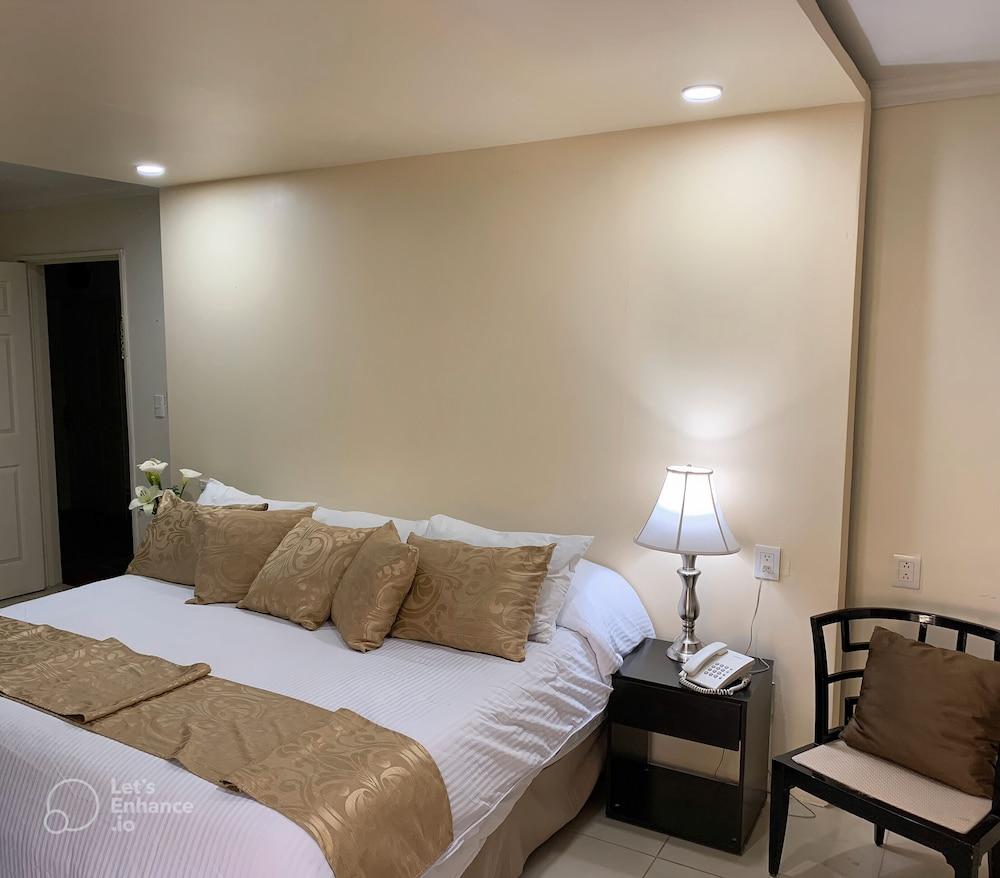 Hotel Inn Galerias Aguascalientes Buitenkant foto