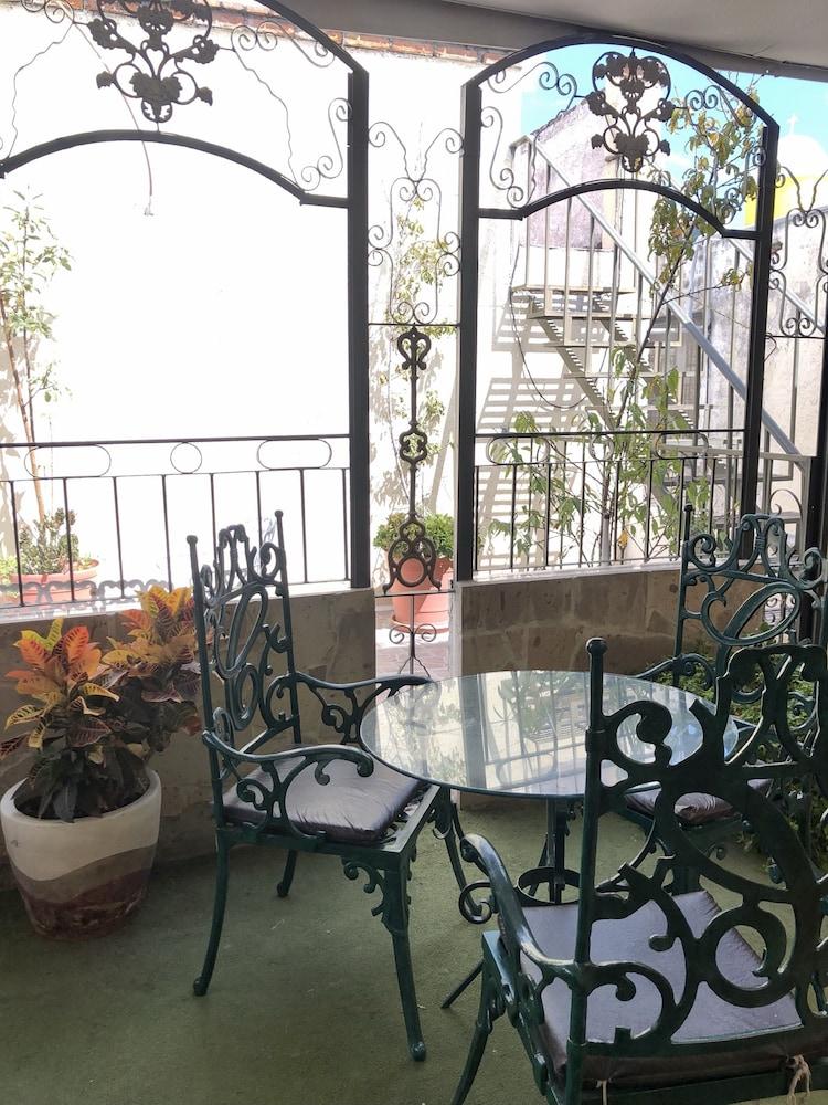 Hotel Inn Galerias Aguascalientes Buitenkant foto
